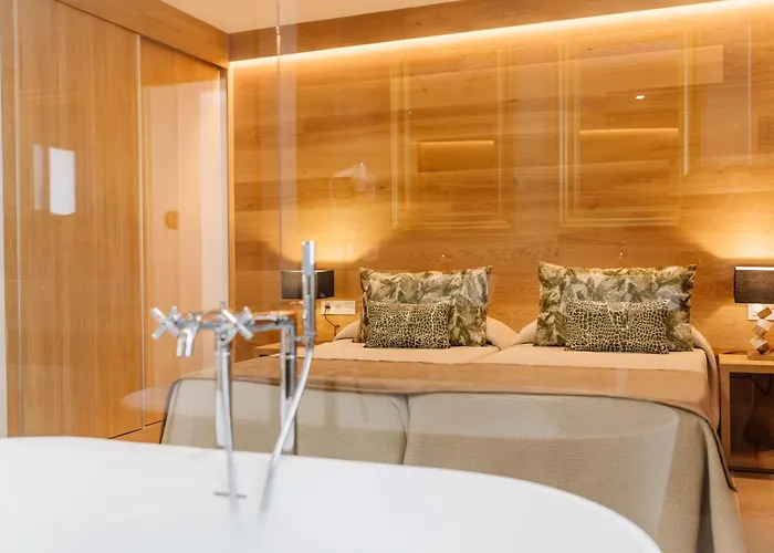Ohasis Boutique Suites